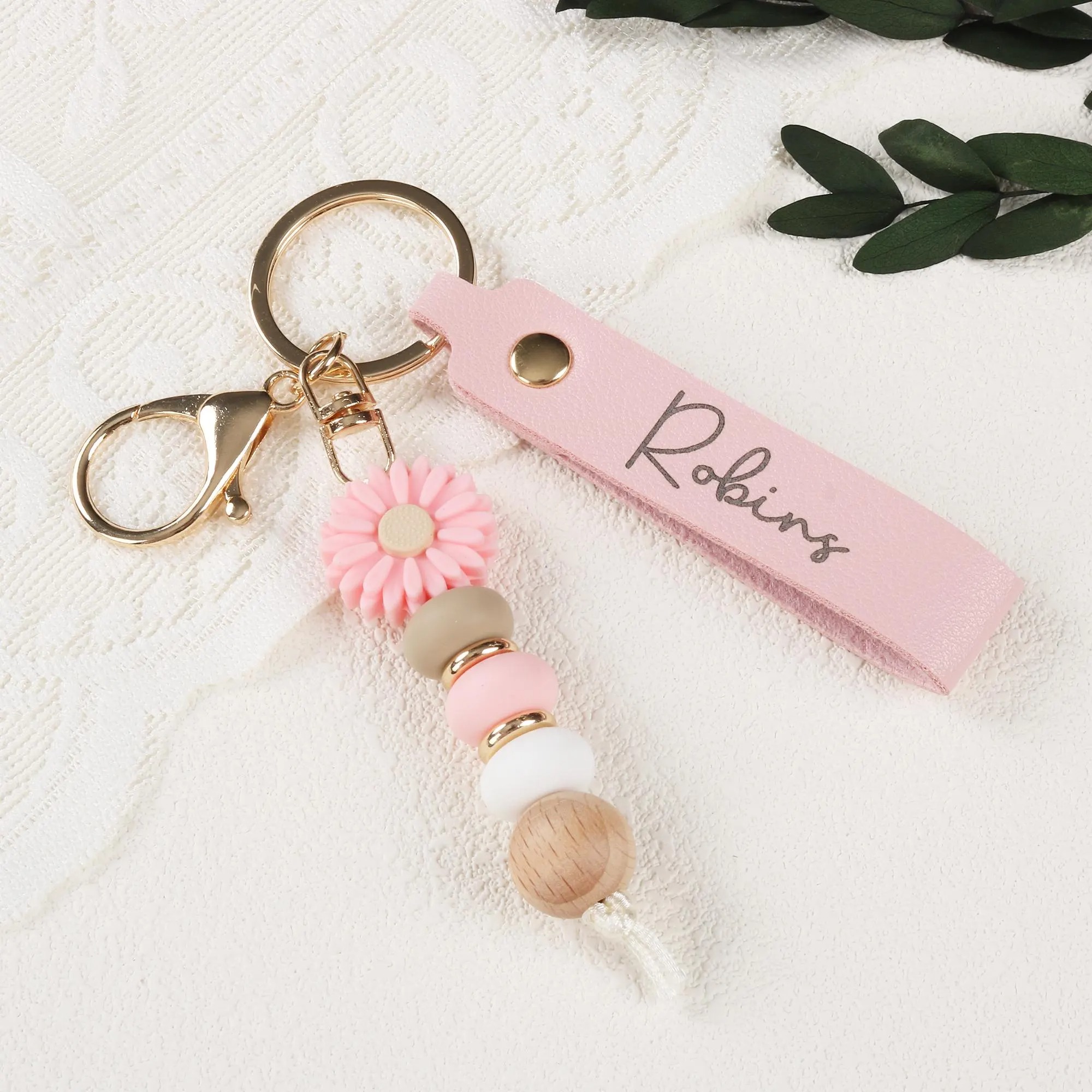 Personalized Daisy Keychain for Kids Custom Name Colorful Silicone Beads and Faux Leather Strap Daisy Beaded Keyring Flower Girl Gift