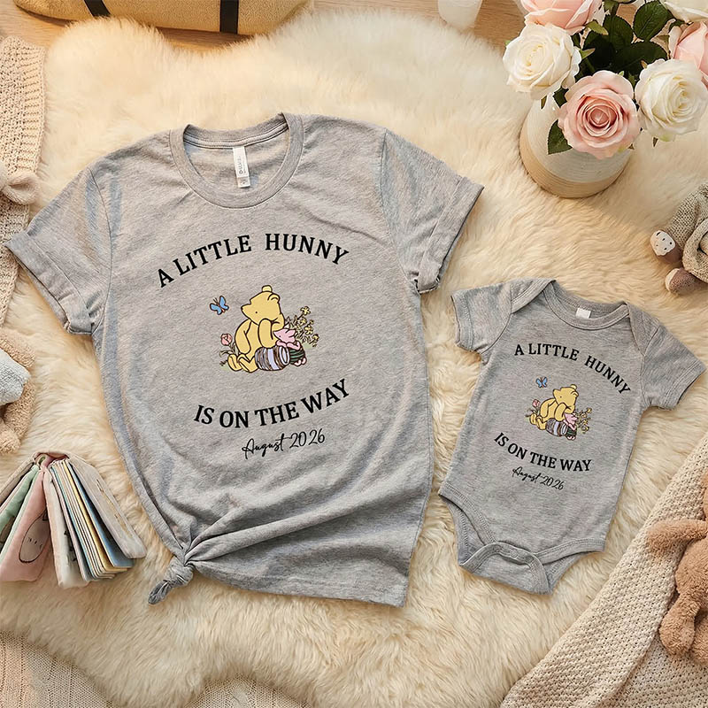 Personalized A Little Huney Classic Winnie the Pooh 100% Cotton T-shirt Baby Bodysuit with Name Birthday Mother's Day Gift for Baby Mother