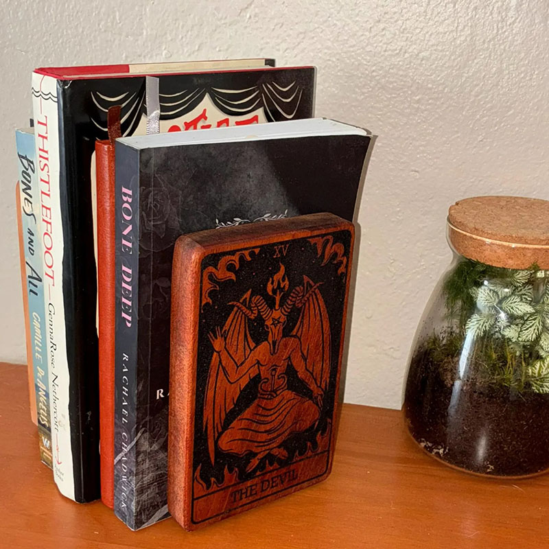 Personalized Tarot Card Bookend Pair of Two Bookends Dark Academia Decor Spiritual Home Decor for Witchy Library or Office