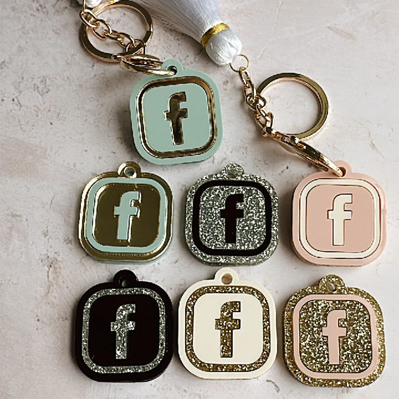 Personalized Instagram Smart NFC Keychain for Social Media | Tap and Follow | Digital Business Card | Payment Link | Cash App | Facebook | Tiktok | Link tree