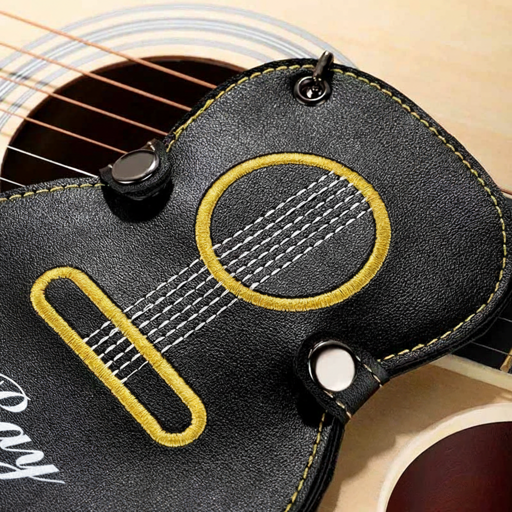 Personalized Guitar Shaped Portable PU Leather Guitar Picks Storage Case with Name and Key Ring Birthday Music Festival Gift for Guitar Player
