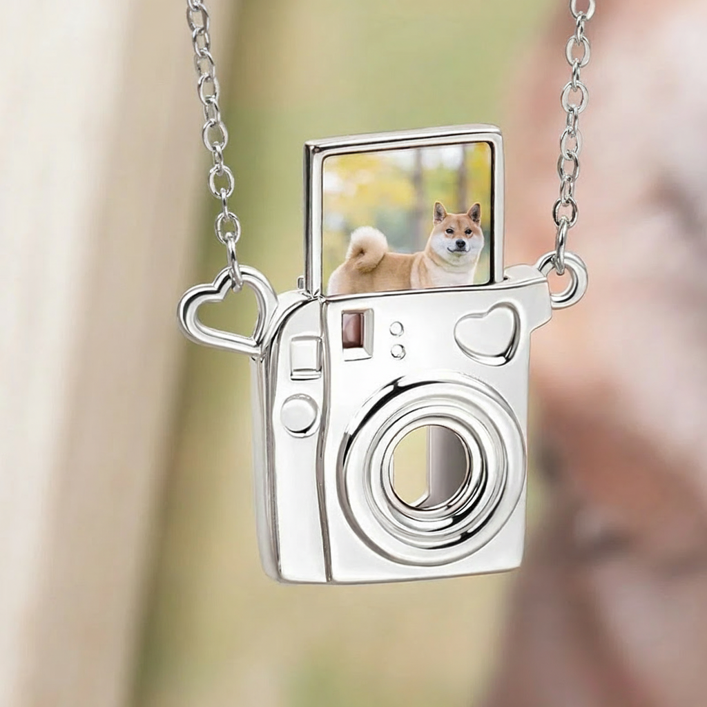 Personalized Mini Pull-Out Camera Locket Necklace with Photo Anniversary Birthday Gift for Photography Lovers Friends Lovers