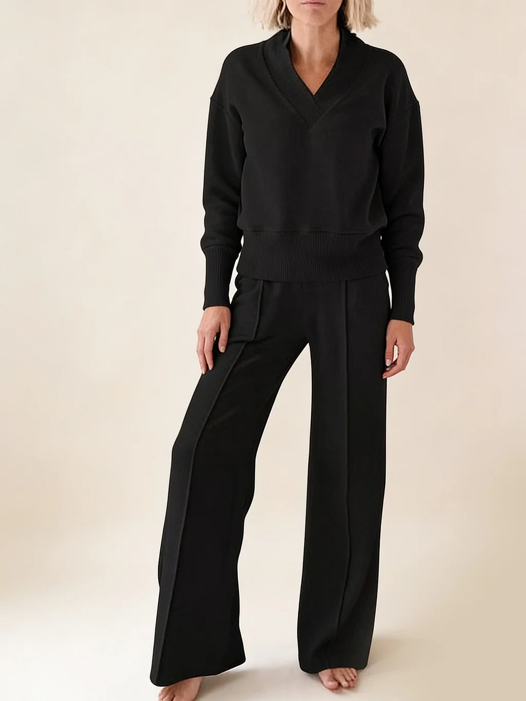 Комплект от 2 части: свободна блуза и панталон с широки крачоли