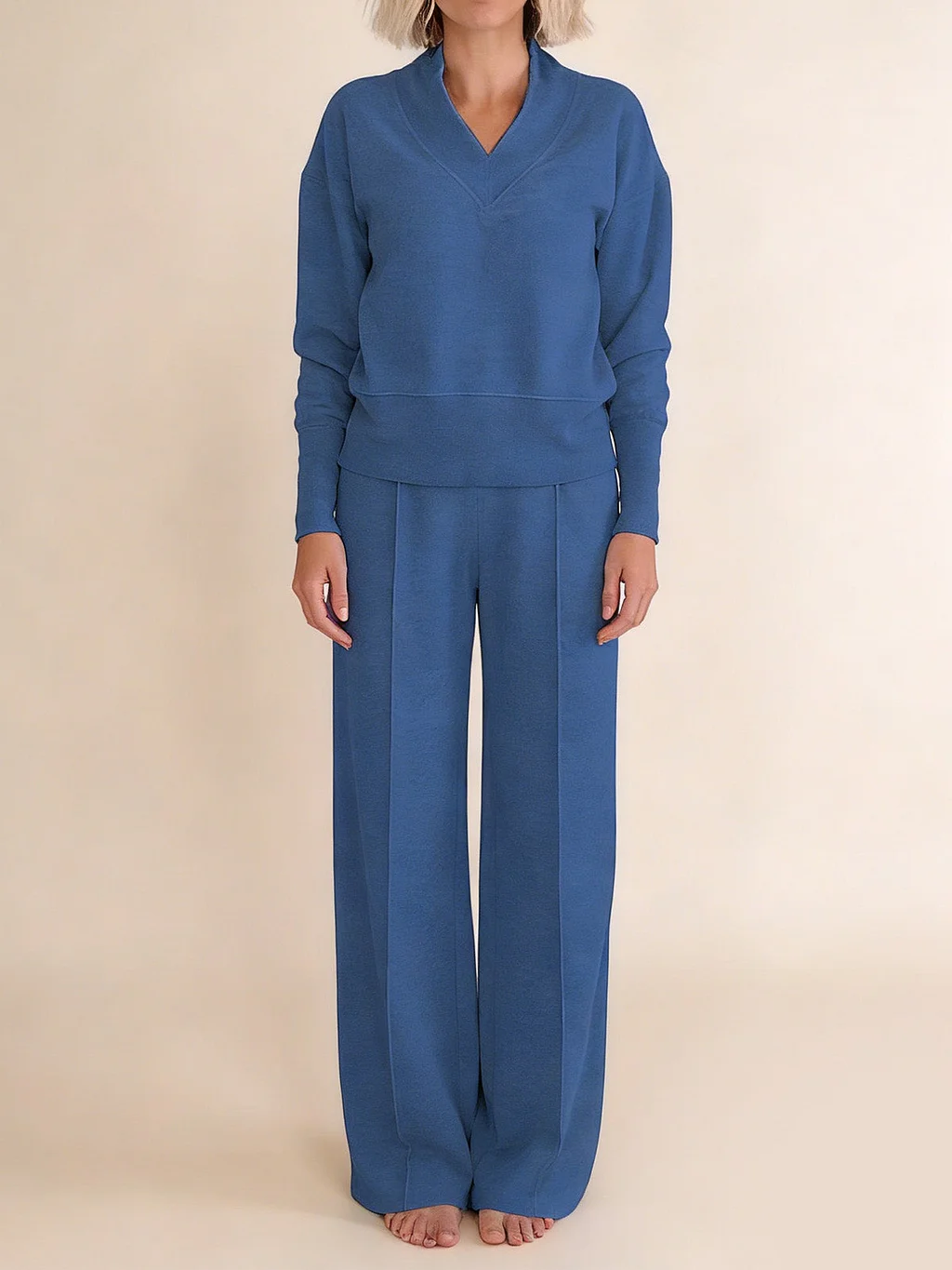 Комплект от 2 части: свободна блуза и панталон с широки крачоли