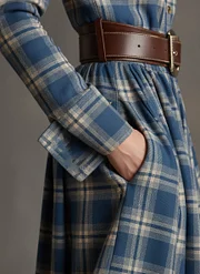 👗 Ретро дълга рокля с яка в червено-кафява шарка.