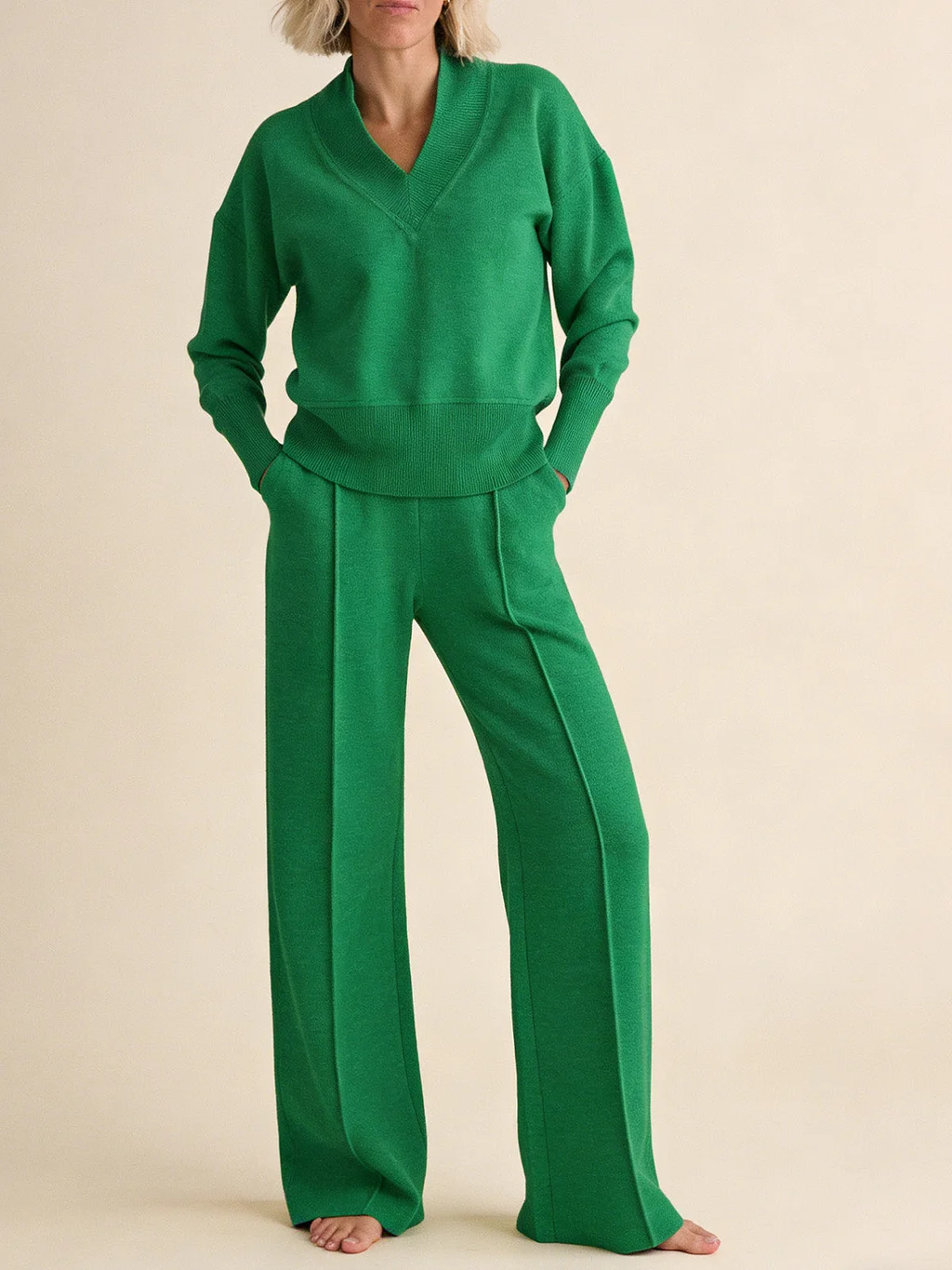 Комплект от 2 части: свободна блуза и панталон с широки крачоли