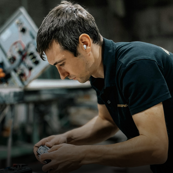 Nicevt Air discreet for work calls and meetings