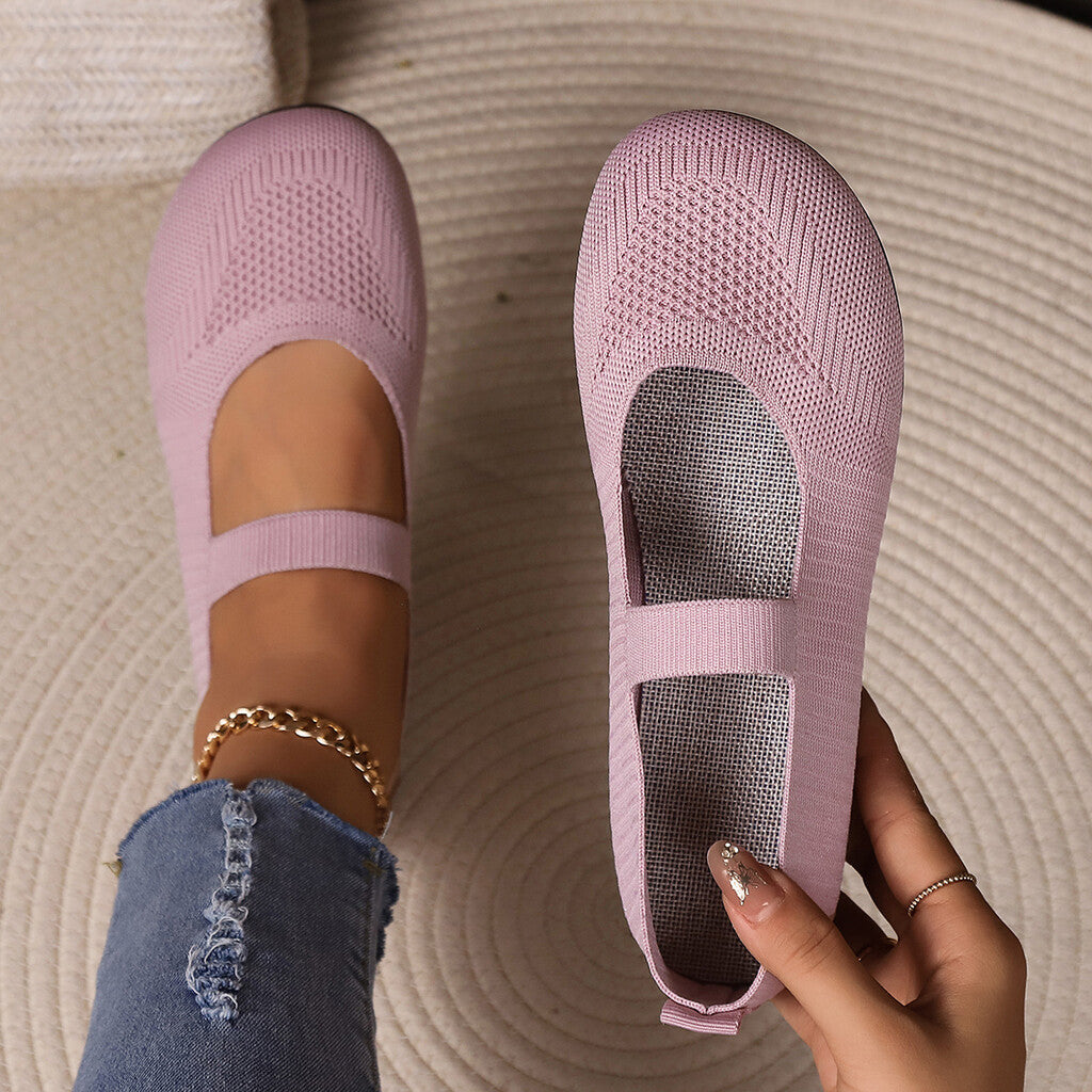 Breathable Women's Knit Flats – Soft, Lightweight, & Comfortable—Even on Long Walks