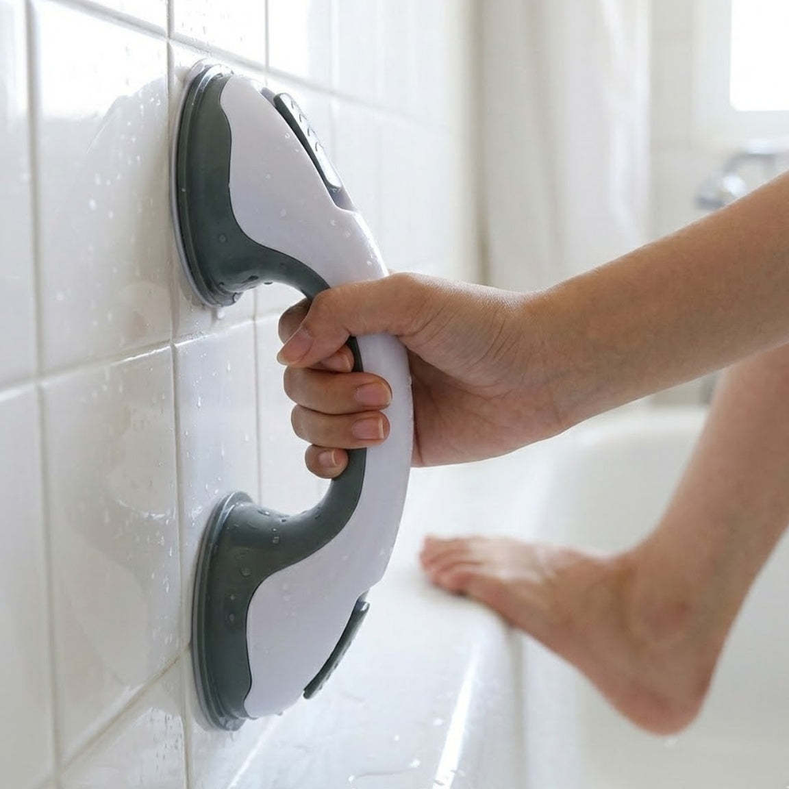 Shower Grab Bar – Strong Suction & No Drill Install | Bathroom Safety Handle For Shower Or Tub With Secure Grip On Smooth Surfaces