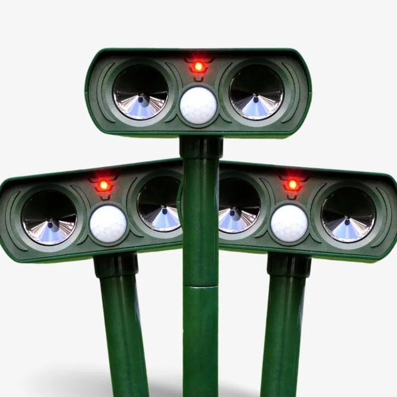 Squirrel Outdoor Solar Ultrasonic Repeller