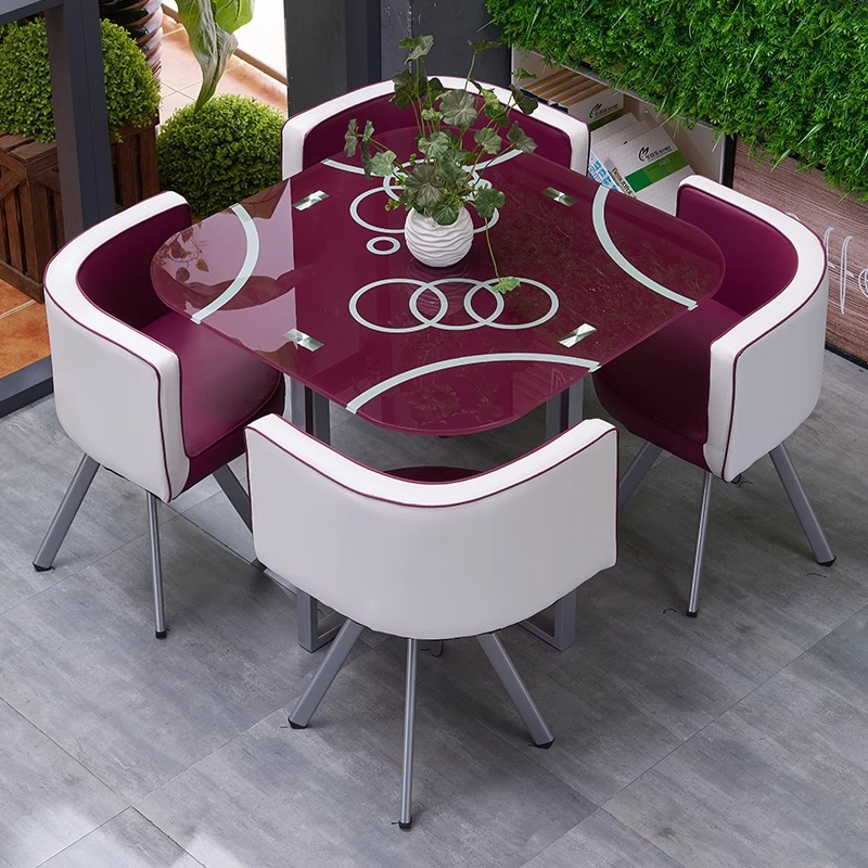 Juego de mesa y sillas de comedor de vidrio de 4 piezas para comedor de cocina pequeño. Mesa cuadrada contemporánea de vidrio templado de 5 piezas y 4 sillas.