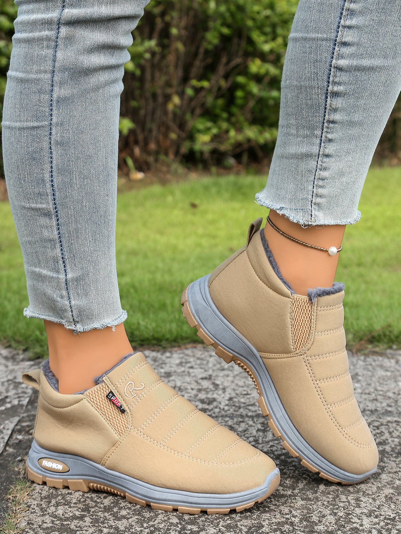 Winter fleece-lined cotton shoes