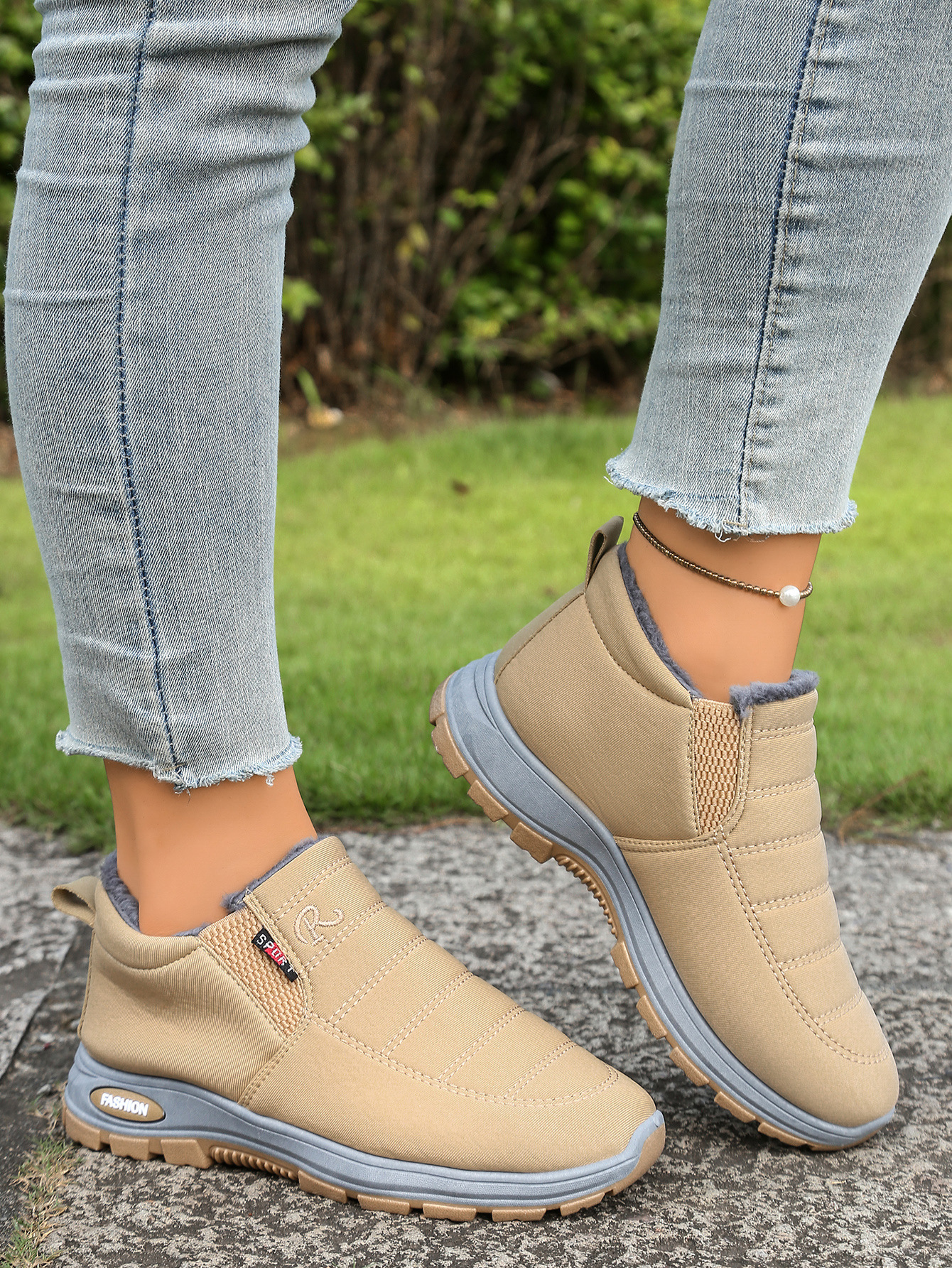 Winter fleece-lined cotton shoes