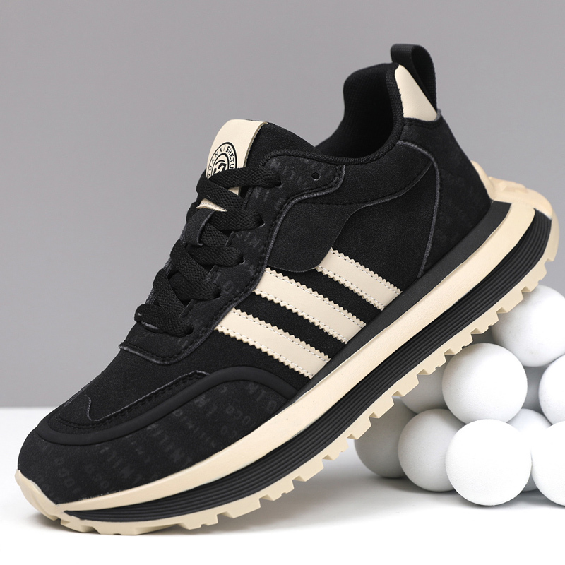 Men's casual sports shoes
