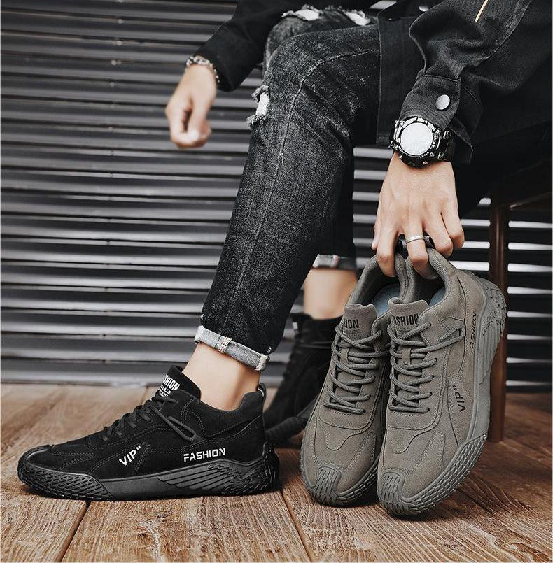 Men's casual sports shoes