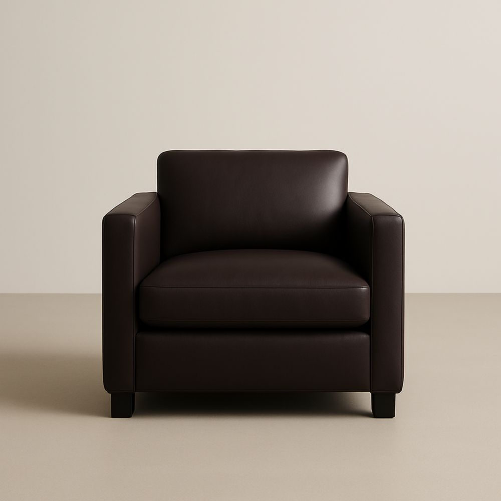 Poltrona in Pelle Marrone con Struttura in Legno-Dwellanora