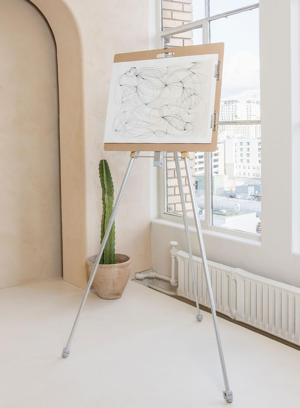 Foldable outdoor sketching easel