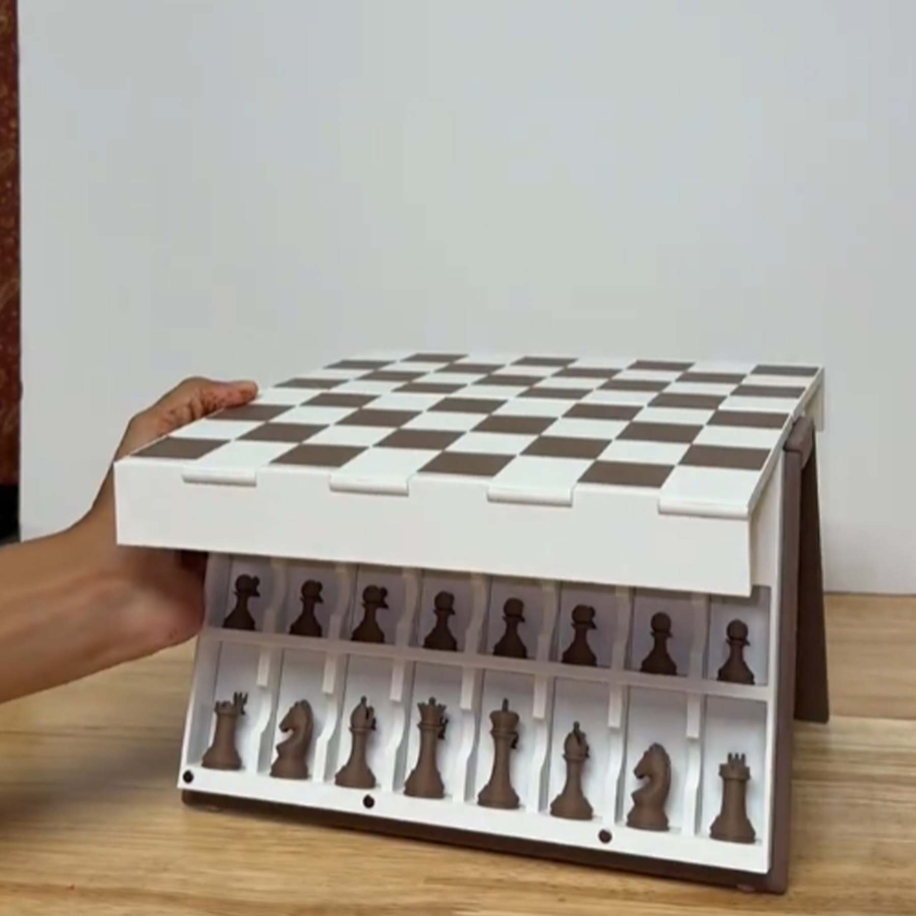 Folding bookshelf chess board game set