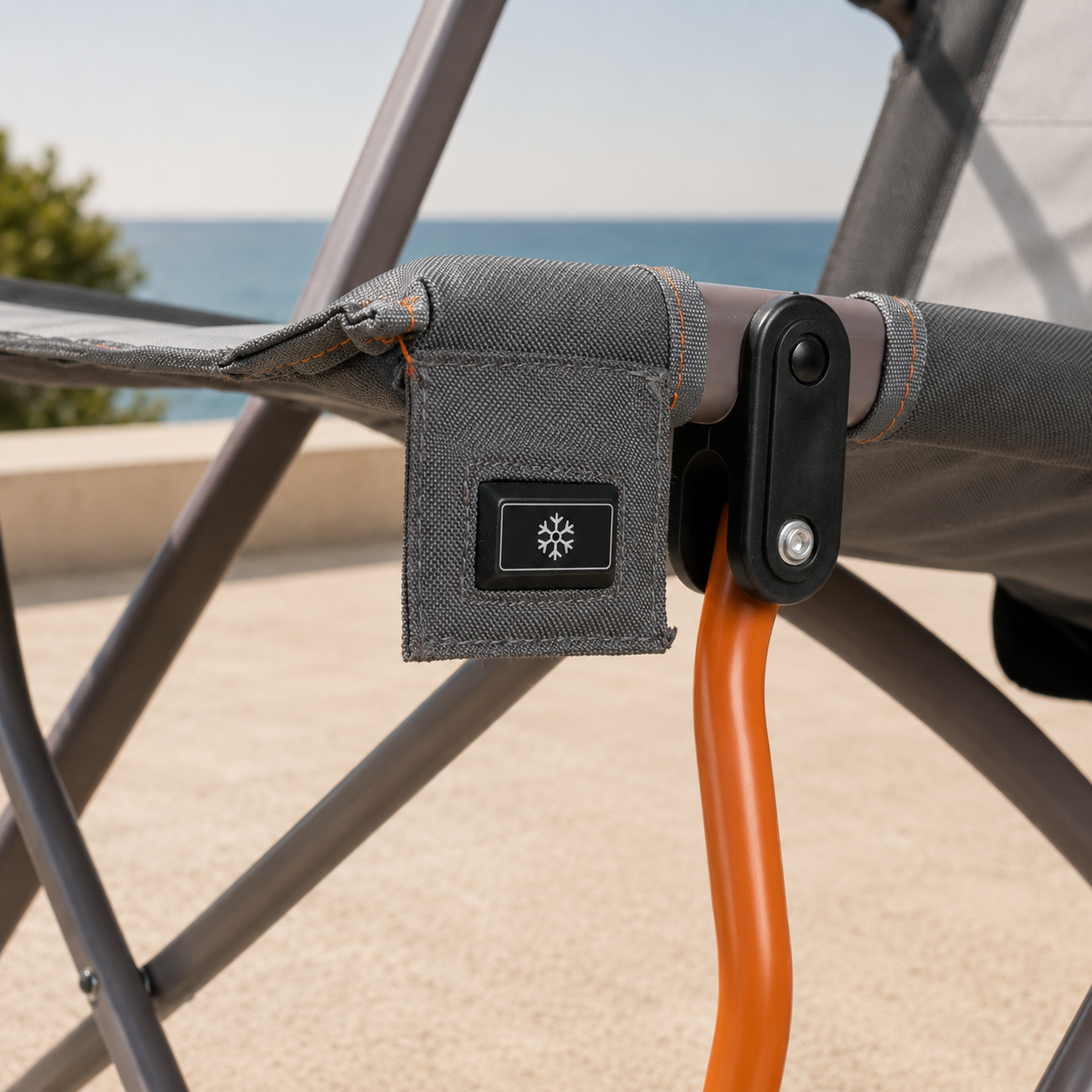 VoyagerCool Portable Cooling Chair