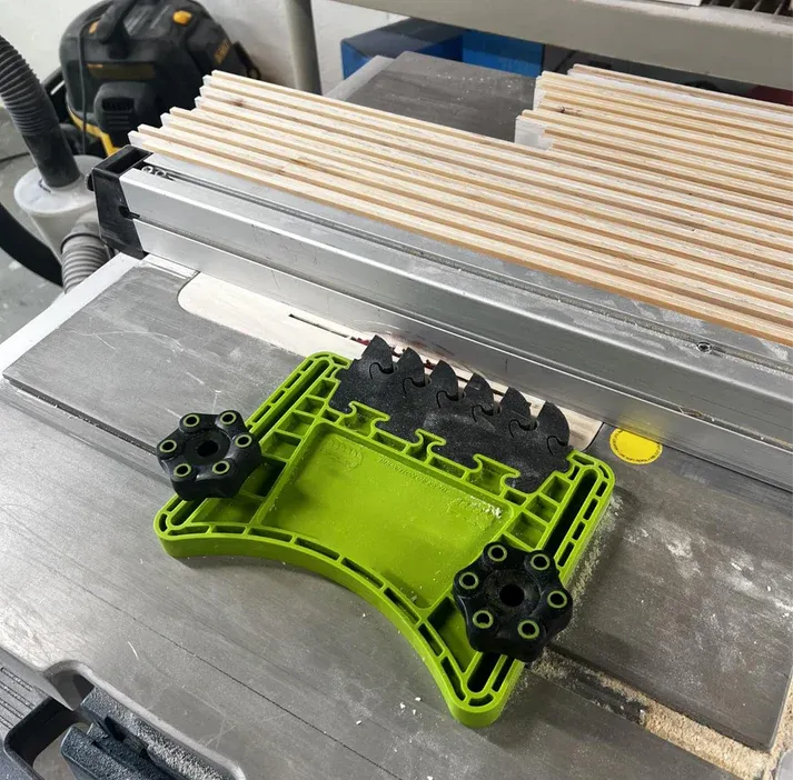 Table saw holder woodworking tools