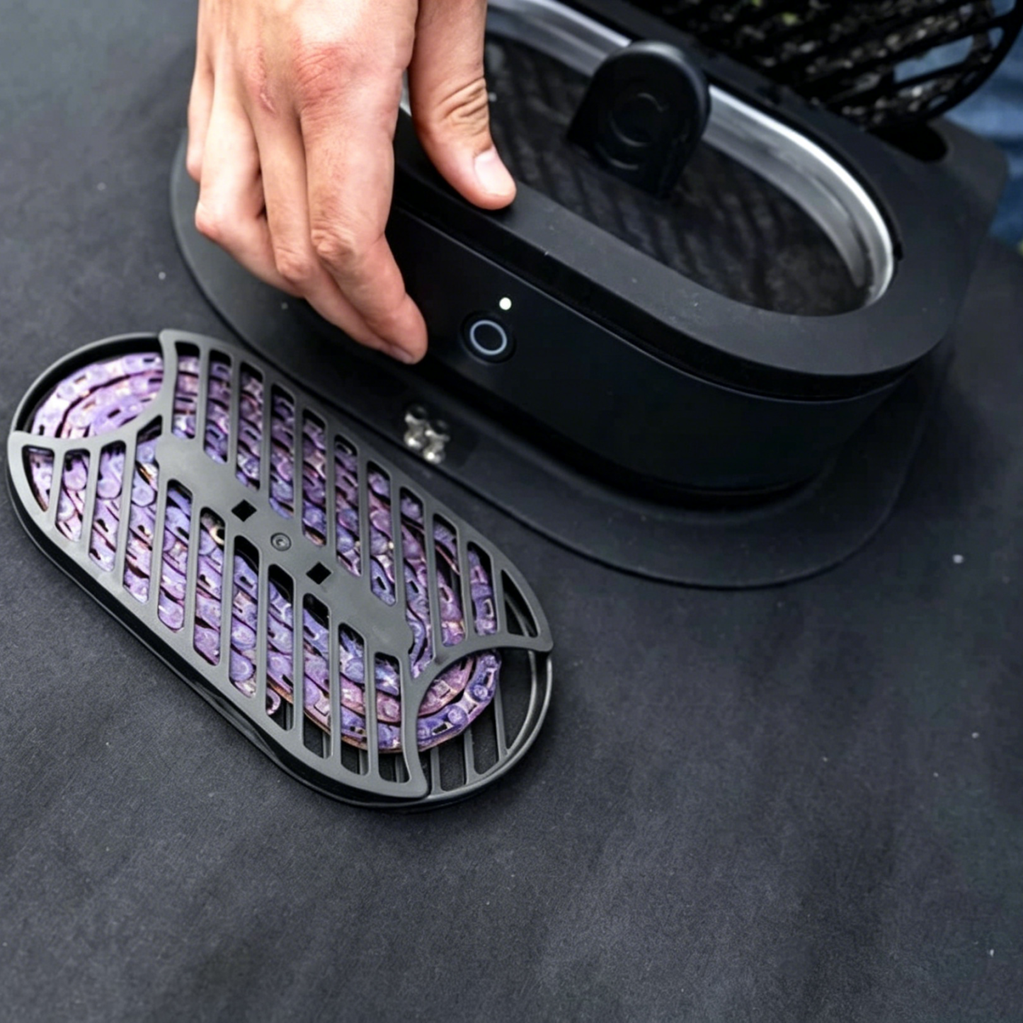 Automatic Bicycle Chain Waxing System with Heating & Vibration Cleaning