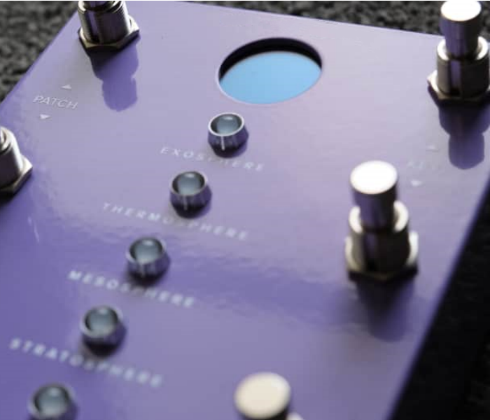 Compressor & Preamp Guitar Pedal – Studio Rack Style with Vintage Grit