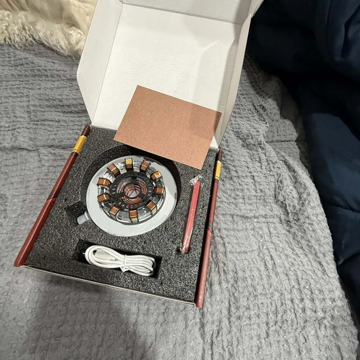 Arc Reactor Lamp — Rechargeable Superhero Desk Lamp — Colorful & Cute Desktop Decor