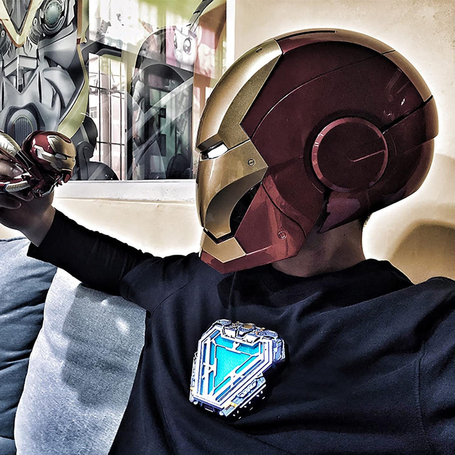 Wearable Chest Reactor LED Light-Up Model - Stunning Appearance and Ultimate Sci-Fi Experience