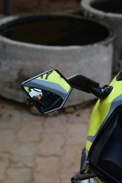 Aerodynamic Max Mirror Visor Fit