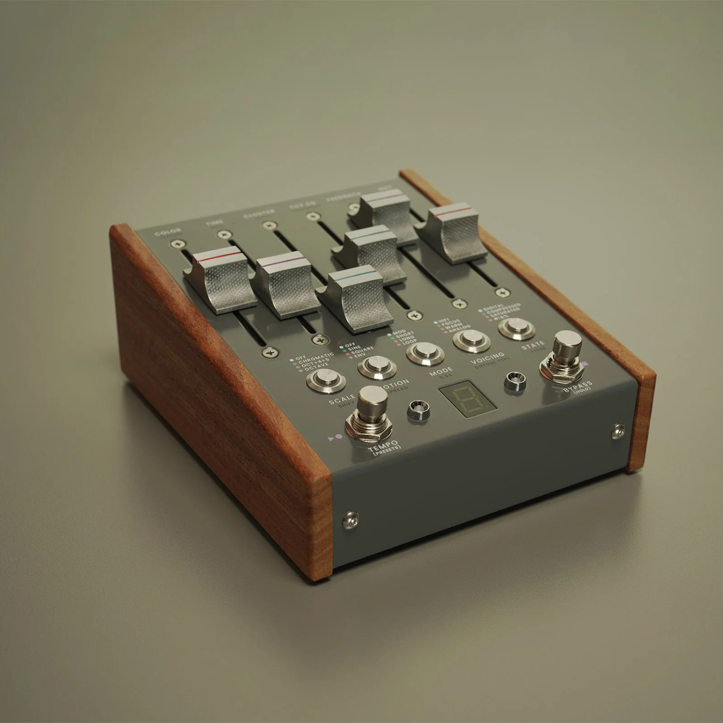 Vintage-Style Digital Delay Effect Unit with Advanced Spatial Processing