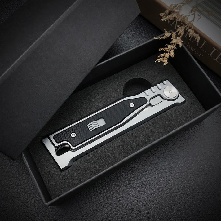 Gravity Knife with Lock Button