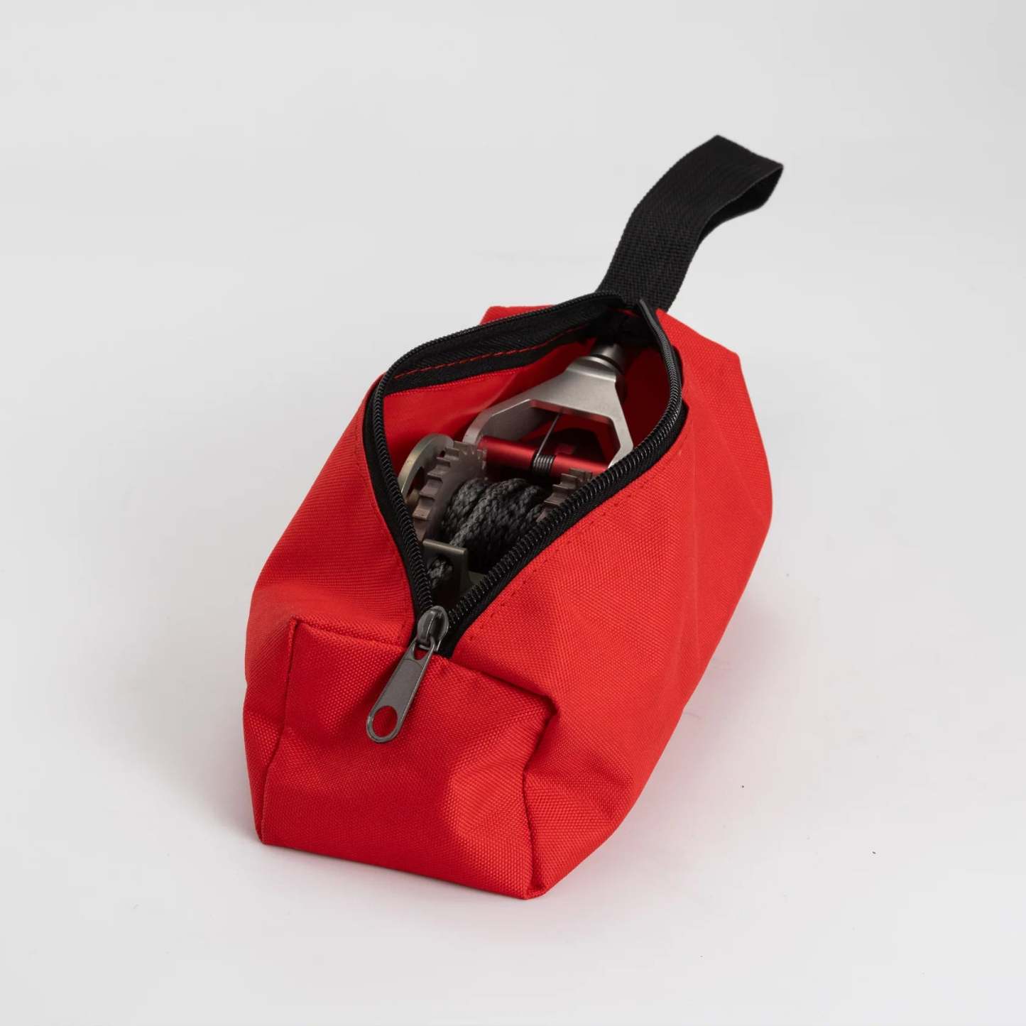 Complete pocket winch set