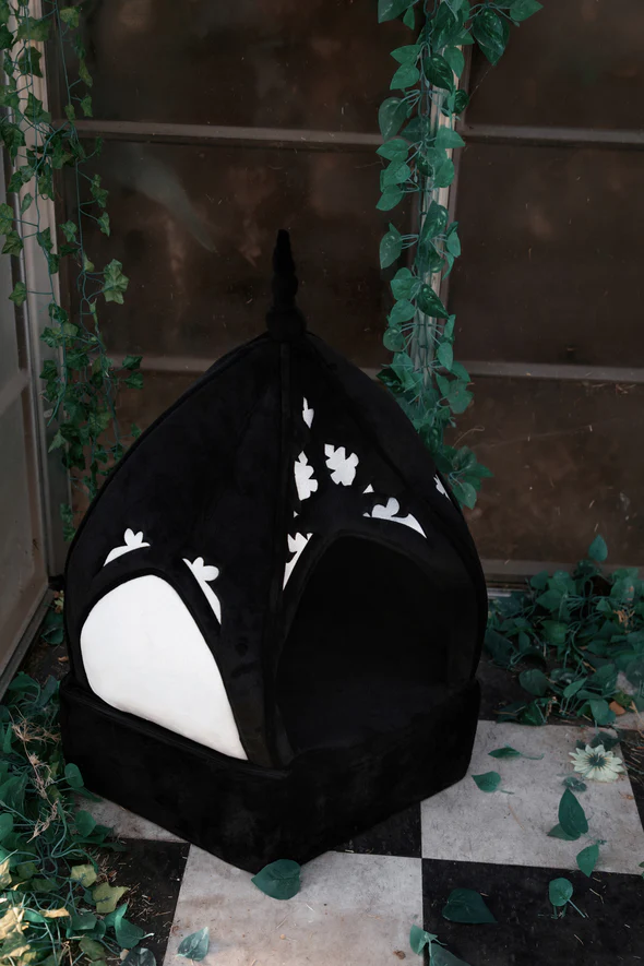 Cathedral Pet Bed