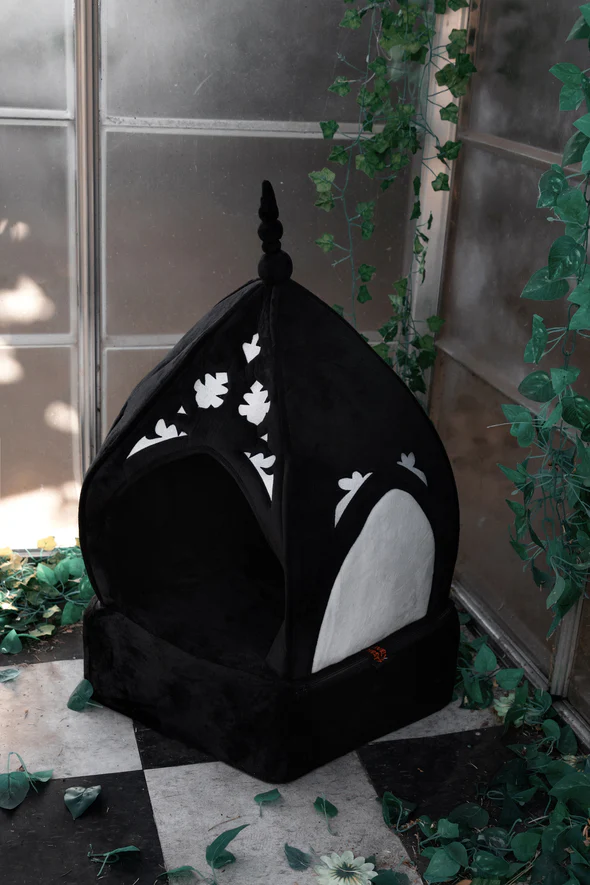 Cathedral Pet Bed