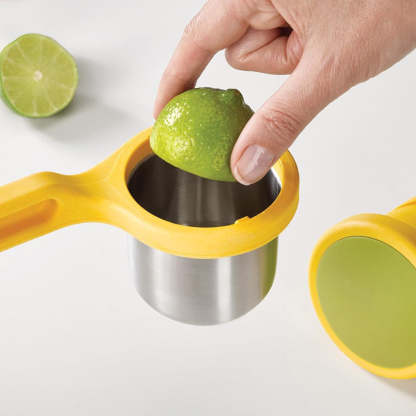 Citrus Juicer Ergonomic Twist-Action Hand Press Stainless Steel, Yellow