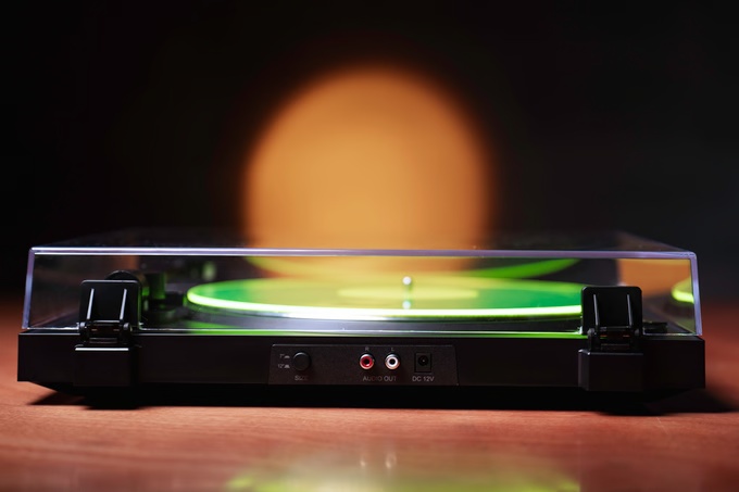 Newly launched fully automatic ultra-slim record player