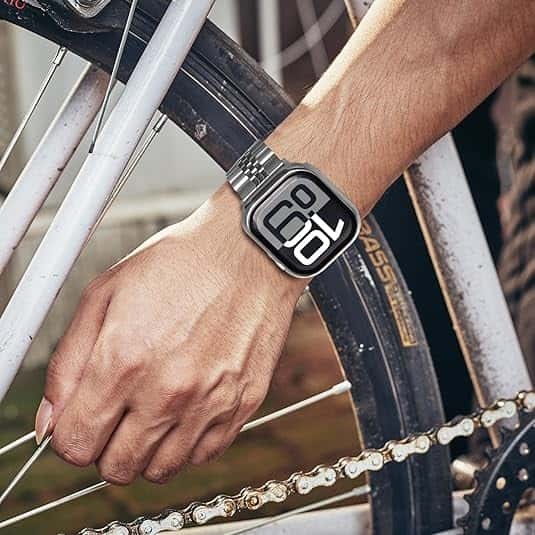 ✨ Stainless Steel Metal Band with Protective Case & Screen Protector ✨