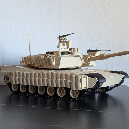 M1A2 Abrams 1:16 RC Tank