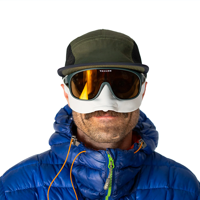 Face gloves with UPF 50+ sun protection