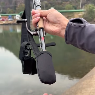 Lightweight Portable Fishing Rod Bag – Protective Cover with Bundling Strap for Lure Rods, Travel & Bicycle Fishing