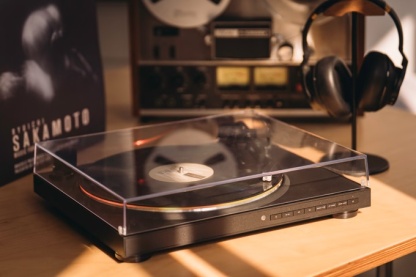 Newly launched fully automatic ultra-slim record player