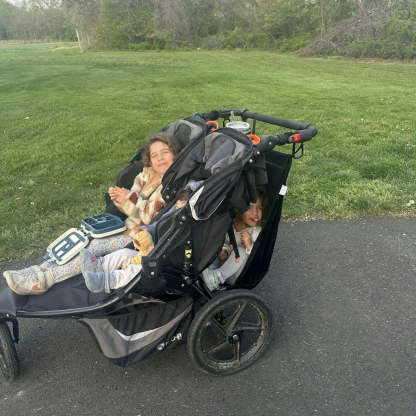 Stroller Extra Seat – Clip-On Second Seat for Toddlers, Unrolls in Seconds