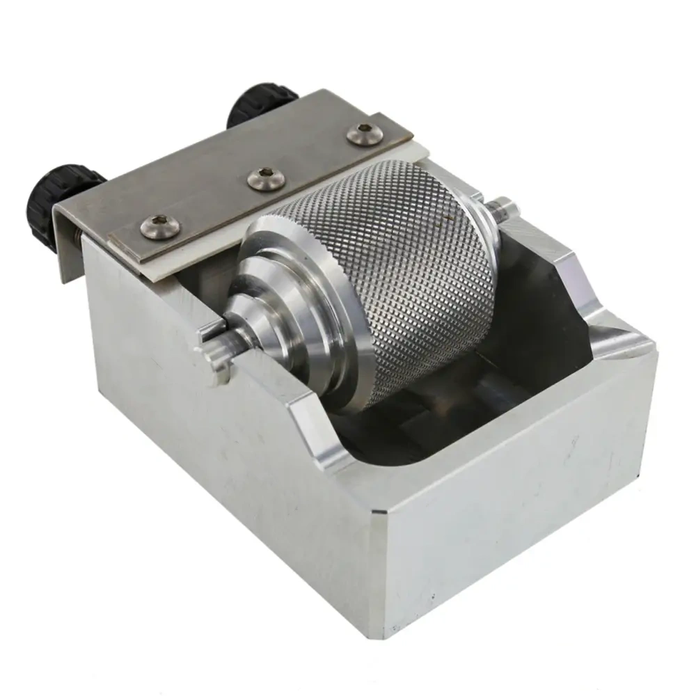 Aluminium paint roller