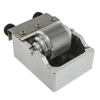 Aluminium paint roller