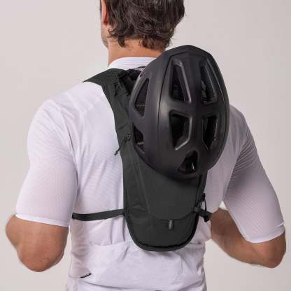 Hydration Vest Backpack – Lightweight Running Hydration Pack with Water Bladder