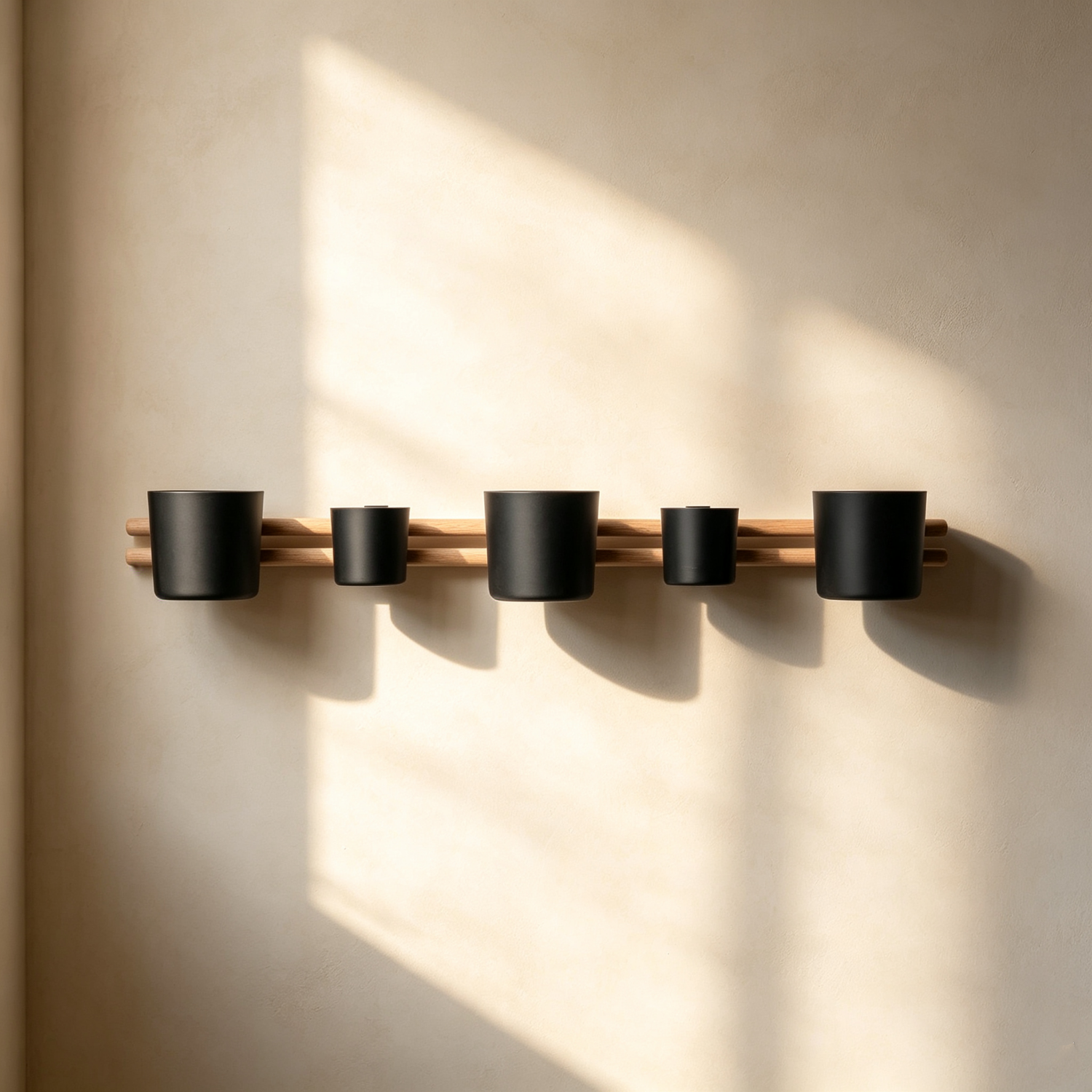The Horizontal Rail – Wall-Mounted Display & Storage System