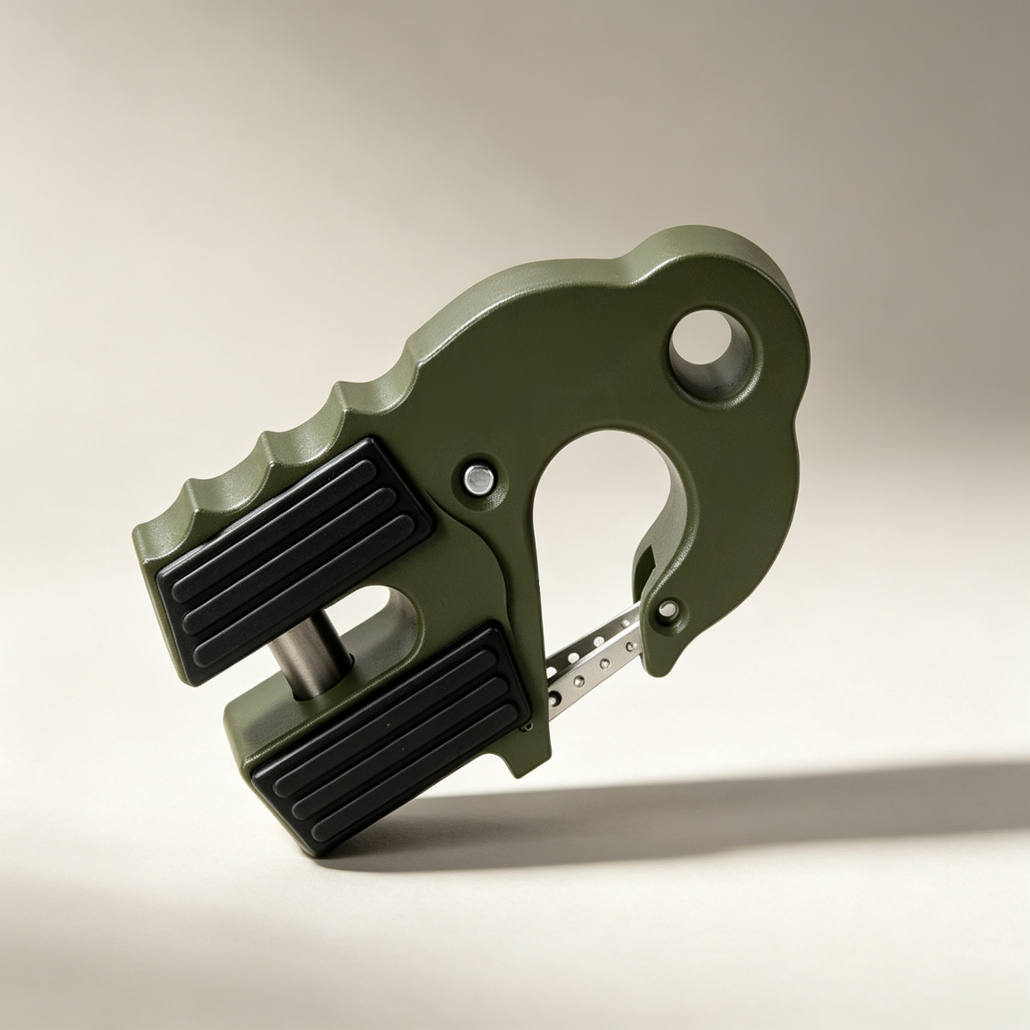 Heavy Duty Winch Hook with Closed System Shackle Mount