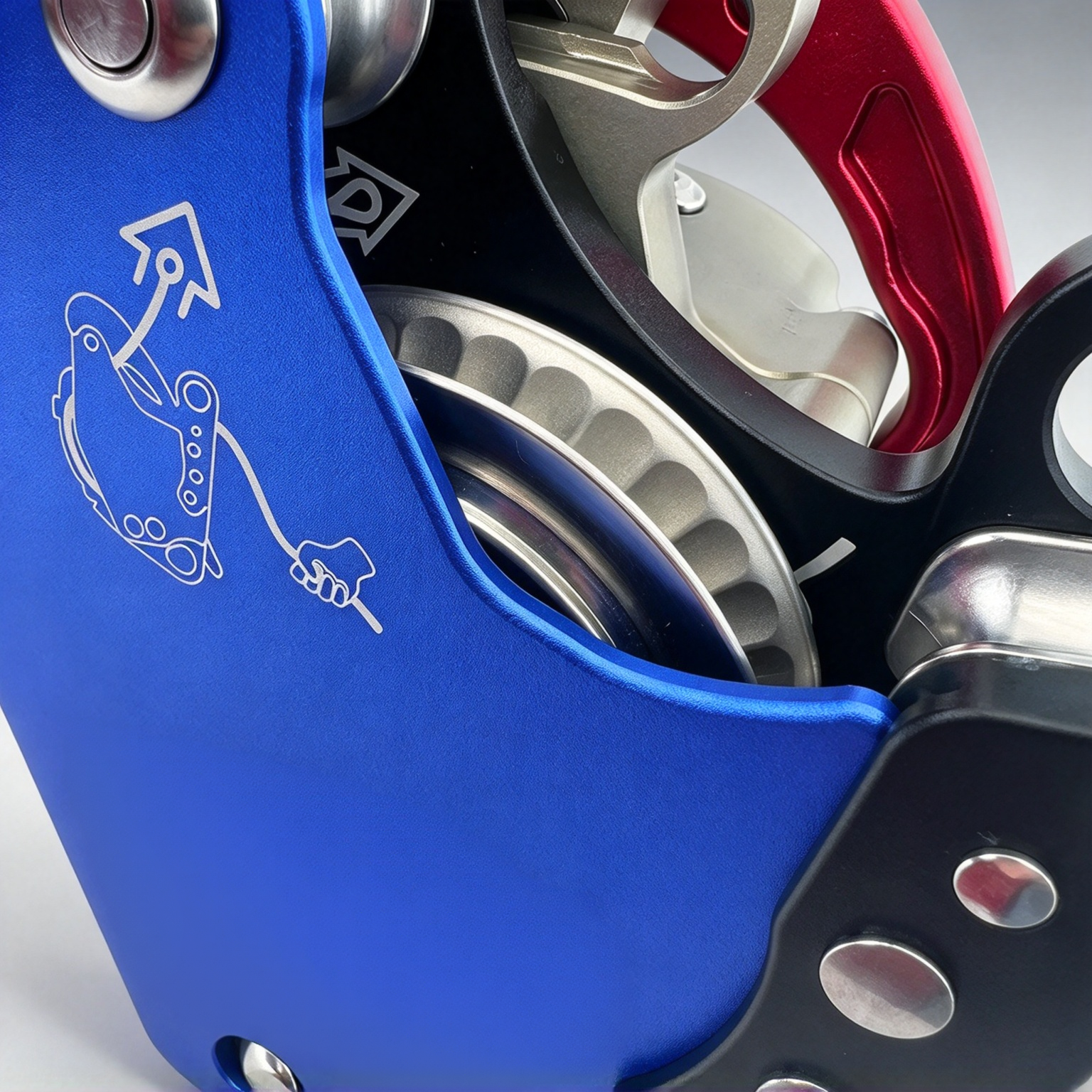 Drill-Powered Rope Ascender – Lift, Lower, and Secure with One Tool