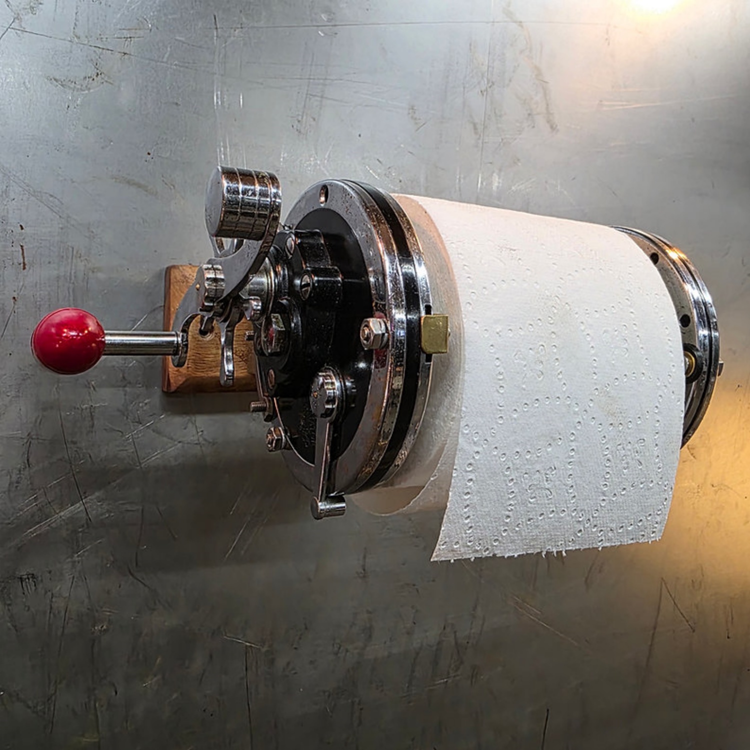 Fishing Reel Toilet Paper Holder – Wall Mounted