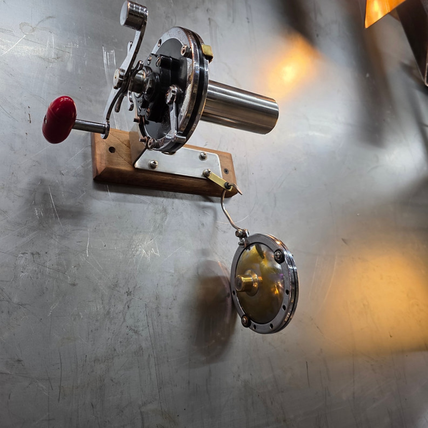 Fishing Reel Toilet Paper Holder – Wall Mounted